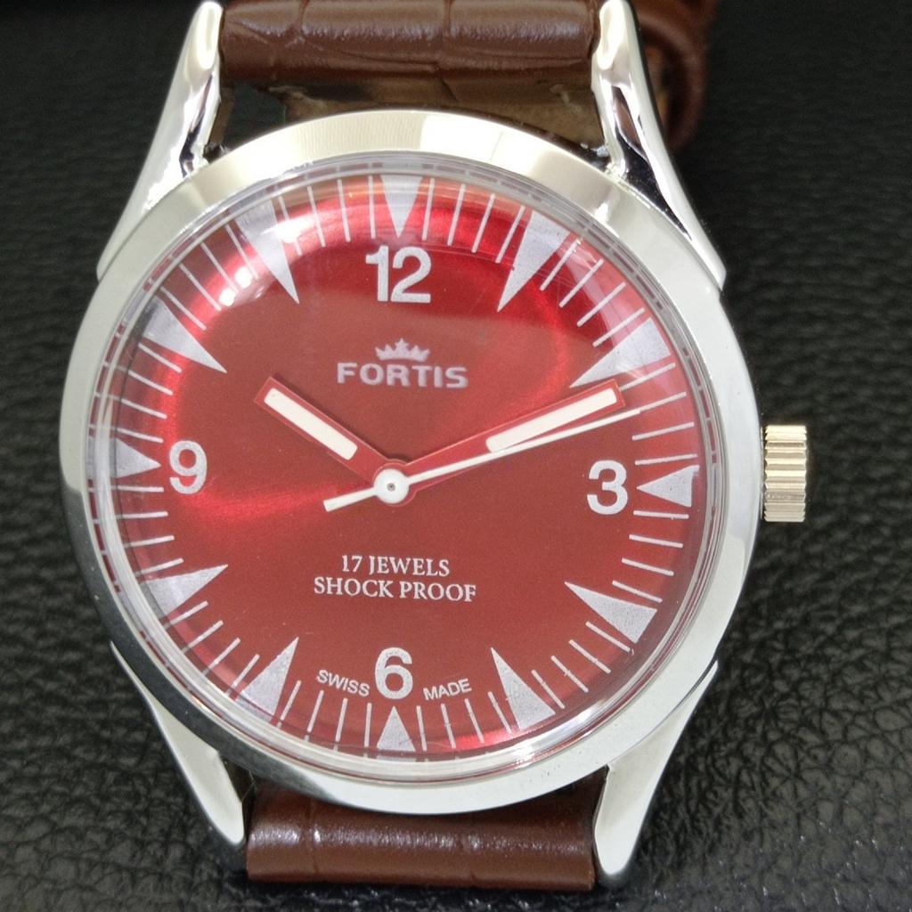 VINTAGE HAND-WINDING SWISS MENS REFURBISHED RED COLOR DIAL WATCH a701017-5 R205a-a701017
