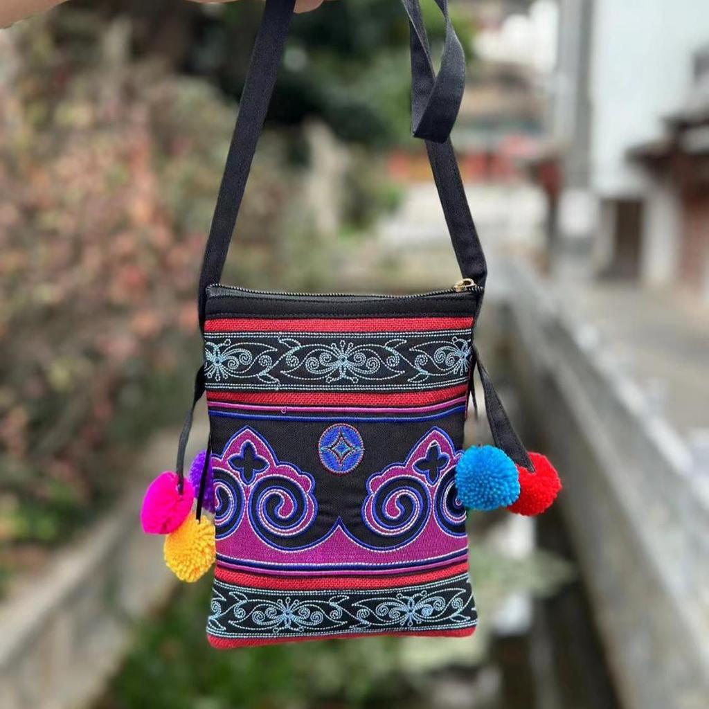 Ethnic Style Embroidery Cross Stitch Crossbody Small Bag Zero Wallet Mobile Phone Key Bag Lightweight for Women