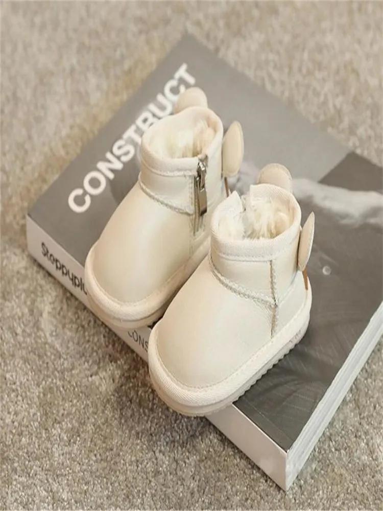 

Детские зимние ботинки 2024 года, новые плюшевые водонепроницаемые нескользящие детские зимние ботинки для мальчиков и девочек, утолщенные плюшевые короткие ботинки 22 белый