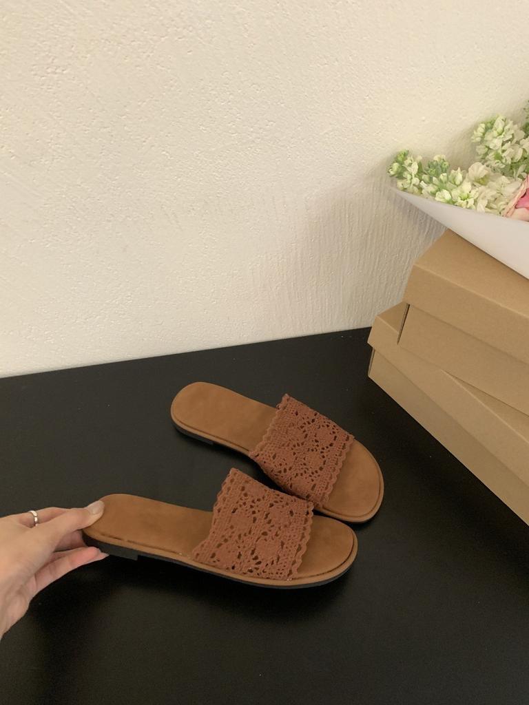 Holiday style beach shoes one-word cool slippers women wear flat sandals