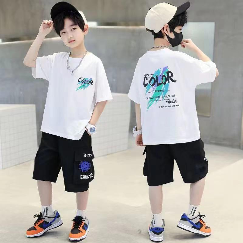 Boys' Summer Set Two Piece Set of Korean Style Color Blocked Short Sleeved Top and Shorts for Older Children