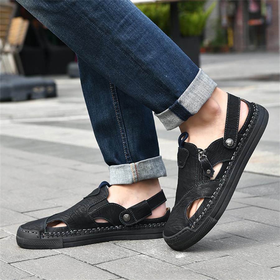 Fashion Outdoor Walking Sandals for Men Non-Slip Loafers Leather Mens Sandals Hollow Out Man Beach Flats Anti-collision Toe Summer Shoes