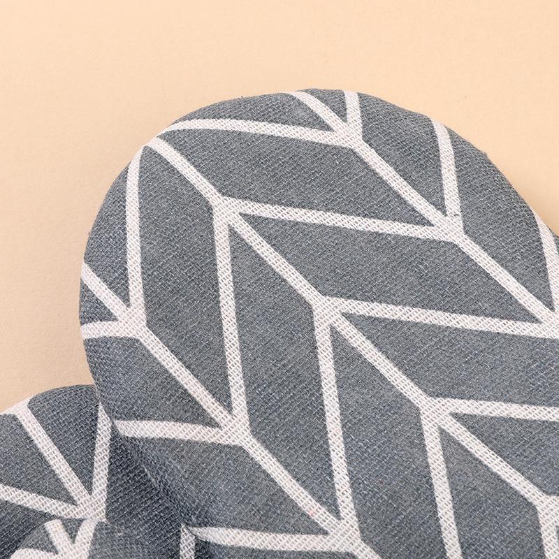 High-Temperature Resistant Cotton-Linen Oven Gloves for Baking and Microwave Use