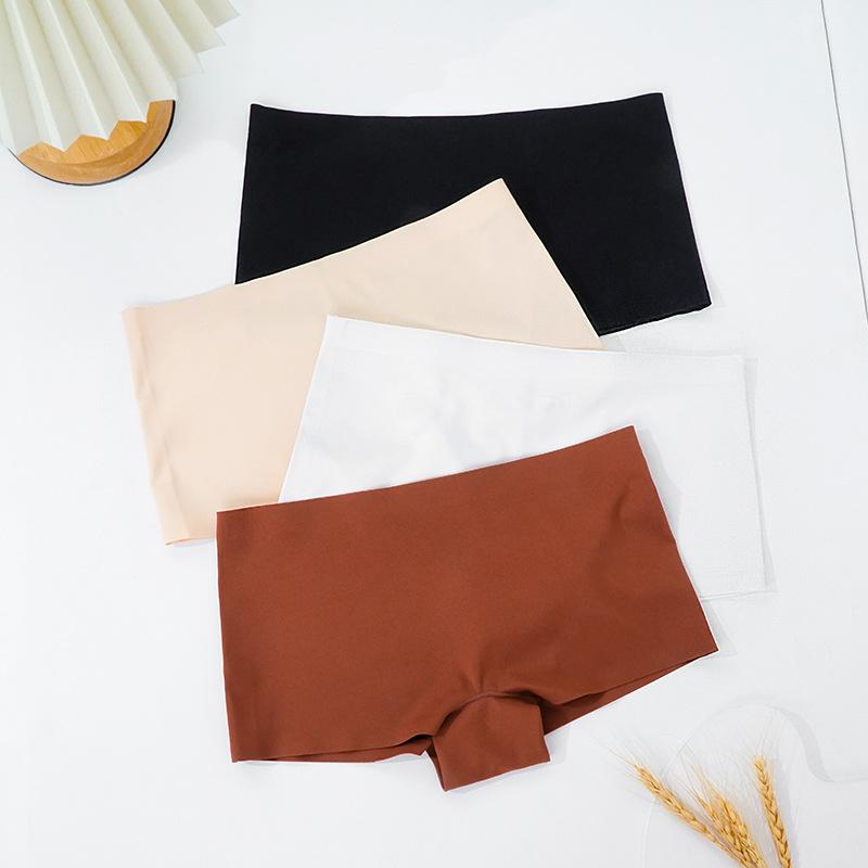 Sexy Seamless Women's Boxer Briefs Comfortable and Breathable Can Be Worn As Outerwear Mid-waist Ice Silk Four-corner Panties