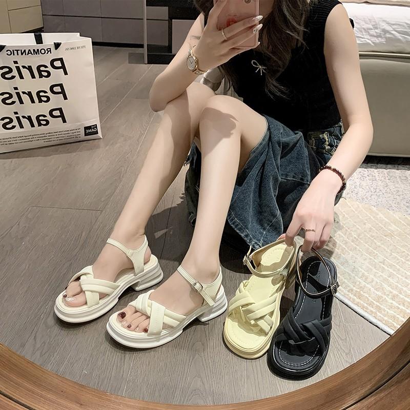 Fashion Fashion Comfortable Med Heels Flat Platorm Sandals 2025 Summer Soft Leather Shoes Thick Bottom for Office Mom Beach Black
