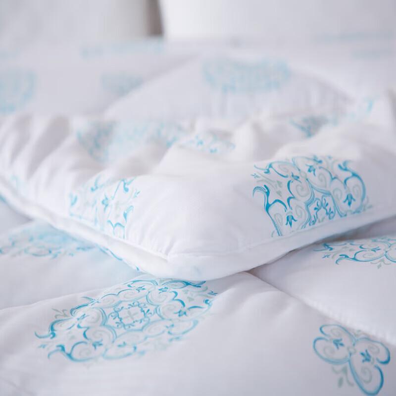 Hengyuanxiang Four-Season Comfortable Quilt