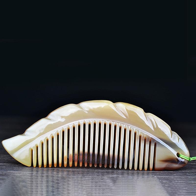 Ručně vyráběný hřeben z přírodního jačího rohu, kadeřnický hřeben s jemnými zuby, antistatický masážní kartáč pro rovnější a natáčející suché a mokré vlasy