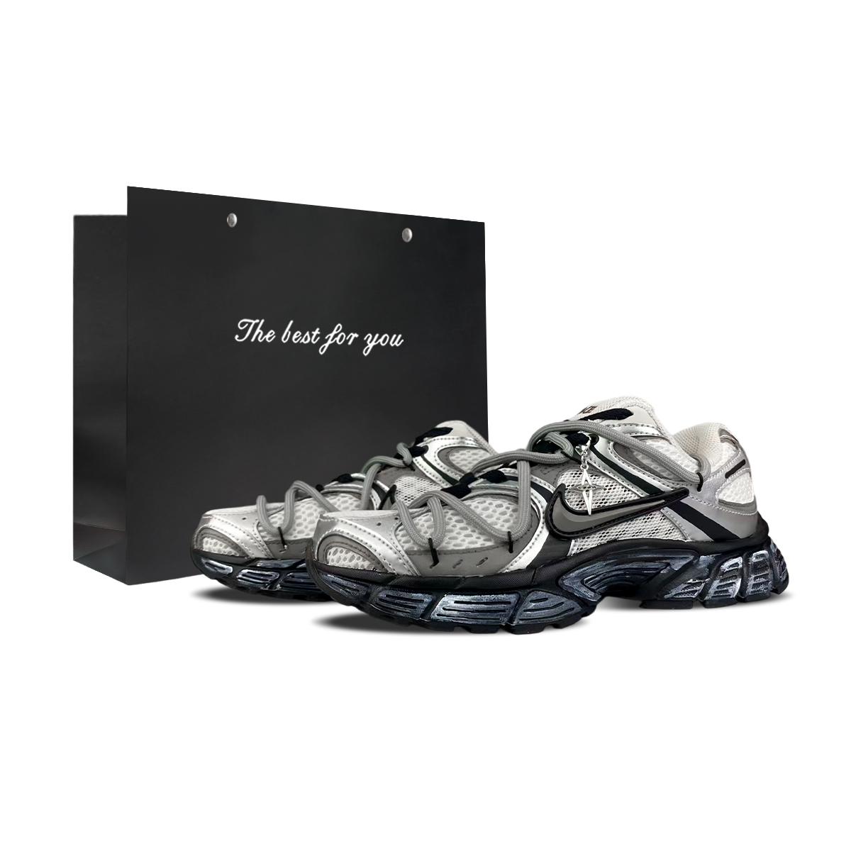 

Nike V5 RNR Abrasion Resistant Breathable Abrasion Resistant Breathable Low top Running Shoes Women s Gray White HQ7901-102(Team401-LD) 36.5