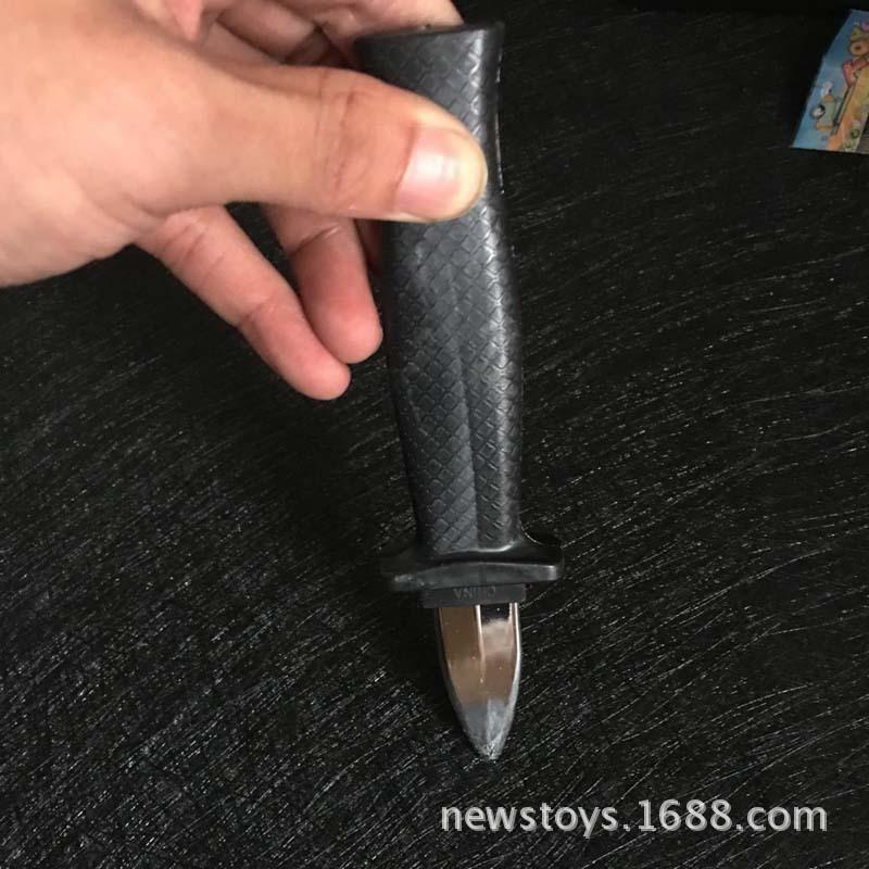 Telescopic Bayonet Prank Knife - Magic Prop
