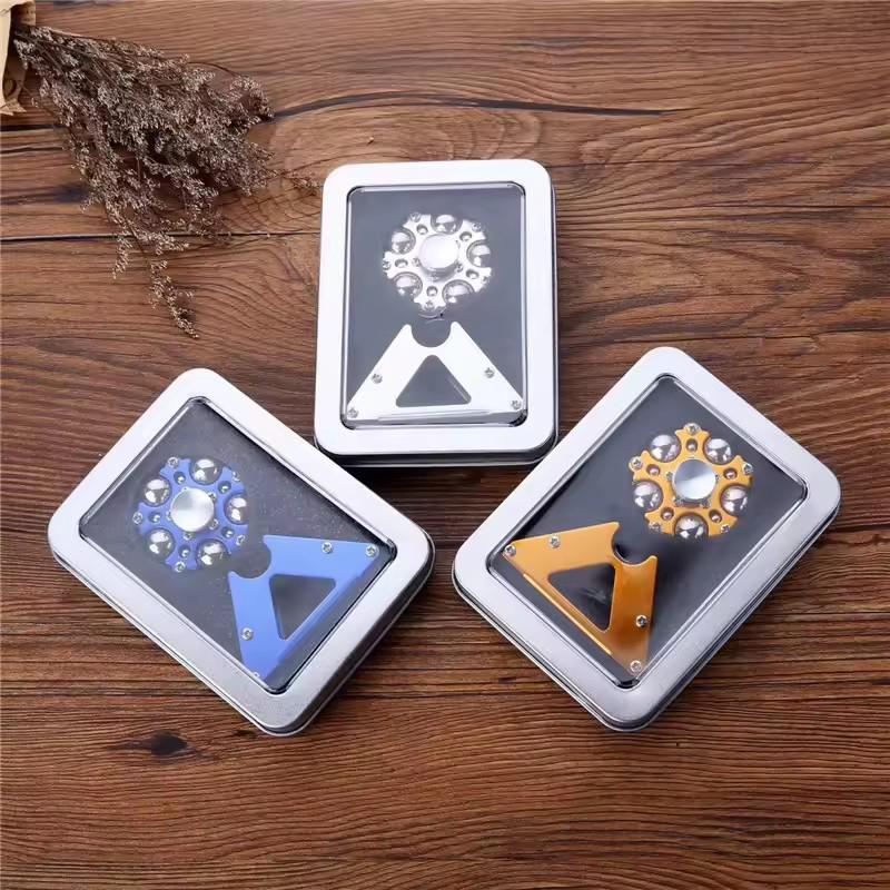 Ferris Wheel Fidget Spinner: Rotating Metal Decompression Toy & Desktop Ornament