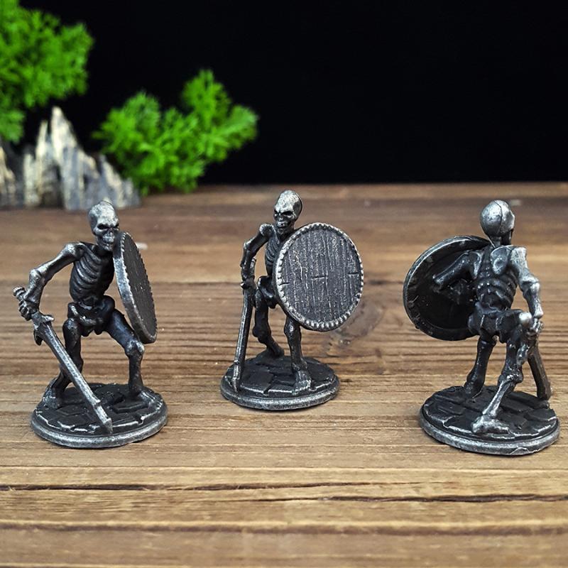 1 Τμχ, Ένα Κρανίο που Κρατά Σπαθί και Ασπίδα, Διακοσμητικό Σπιτιού, Διακοσμητικό Γραφείου, Παιχνίδι/Χειροτεχνία Αποκριών