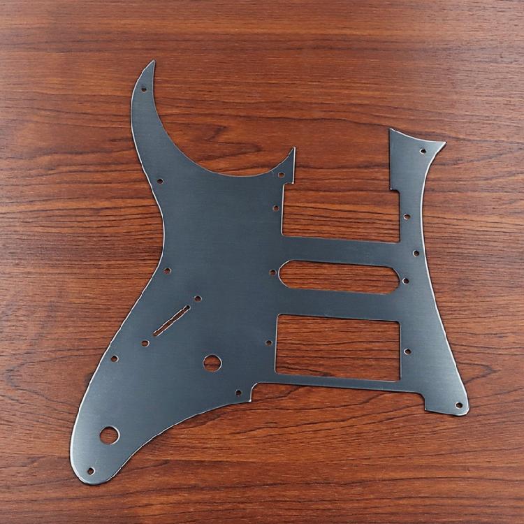Electric Guitar Shielding Electric Guitar Pickguard Scratch Plate Instrument Accessory Metal Texture Suitable for Guitar