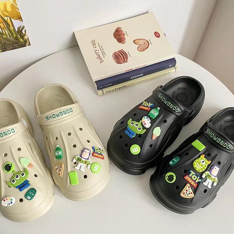 Hole Shoes Bath Light Cute Slippers Women Wear New Versatile Platform Sandals Half Drag Beach Women