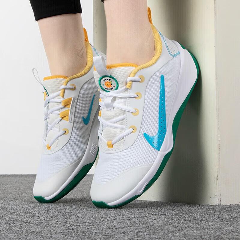 Nike Omni Multi-Court GS 'Spring Colors' Sneakers FJ7719-141