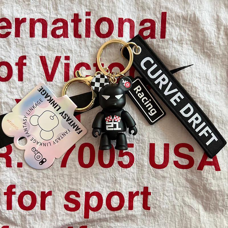 Chaveiro de Moda Não Tóxico Desenho Animado Anime Punk Urso Para Bolsa de Mulher Pingente Colorido Transparente Cachorro Chaveiro de Carro de Homem Presente de Natal