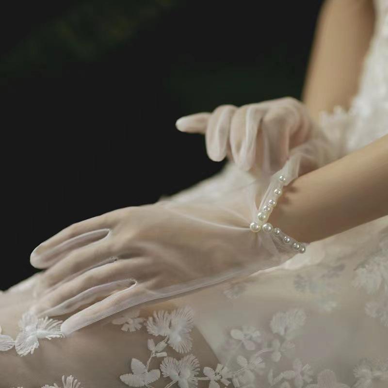 Wedding Dress Short Gloves Pearl Photo Photography Simple Bridal Wedding Gloves