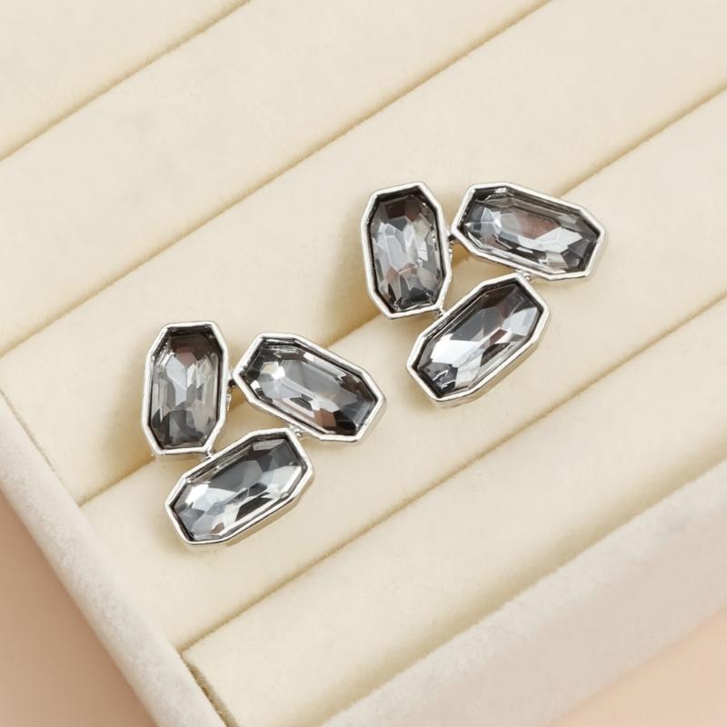 Allergy Resistant Zinc Alloy Geometric Triangle Glass Ear Studs with Ultra Light 10g Weight Designed for Sensitive Skin Daily Comfort