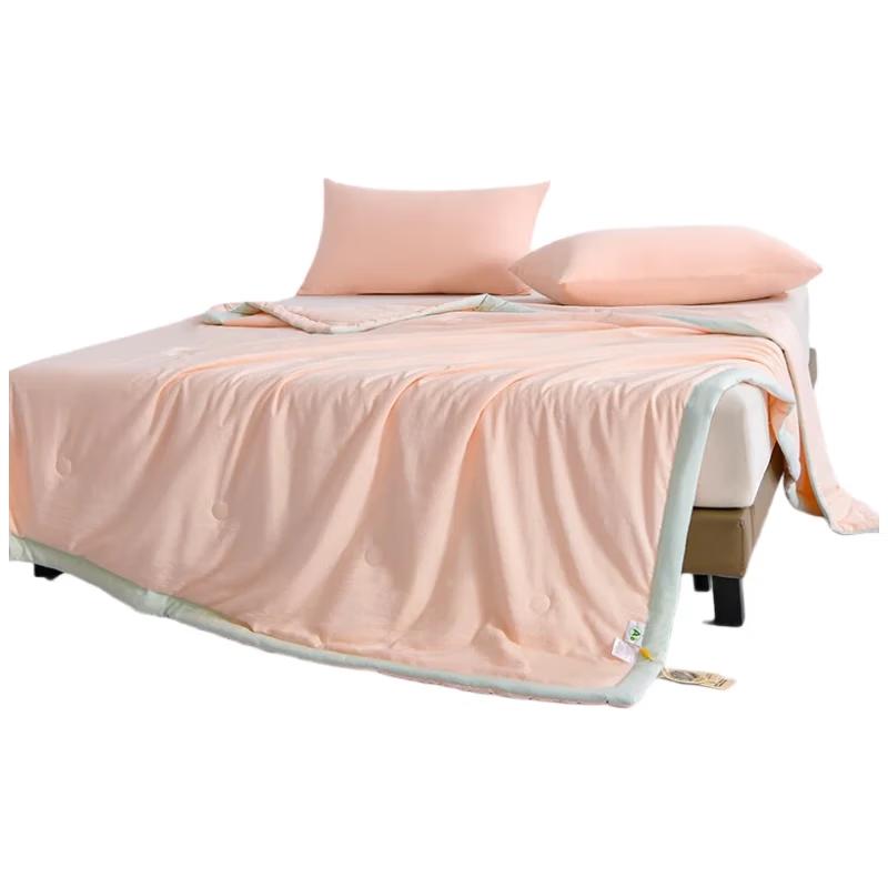 

Fang Wang Cloud Brocade Cooling Quilt