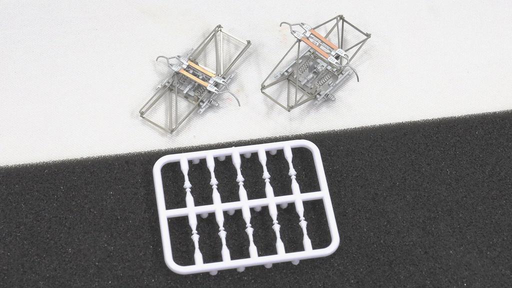 Tenshodo HO Gauge PT43E Pantograph Set of 2 (T-Evolution Compatible) Model Railroad Supplies 69014