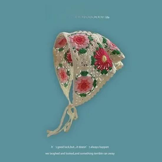 "Sweet & Cute Hand-Knitted Floral Headband: Spring/Autumn Travel Style"