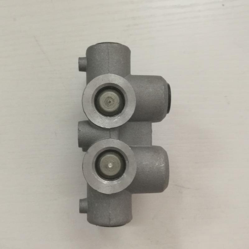 Brake Master Cylinder Proportional Valve for Chery QQ Sweet QQ3 Brake Distribution Valve Car Accessories S11-3510610