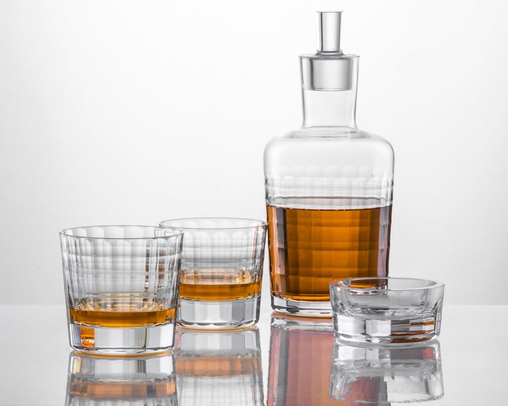 ZWIESEL GLAS Bar Premium No. 1 Whiskey Carafe, 500ml, for Whiskey and Hard Liquor, Handmade, 1 Carafe, Product Code: s122308