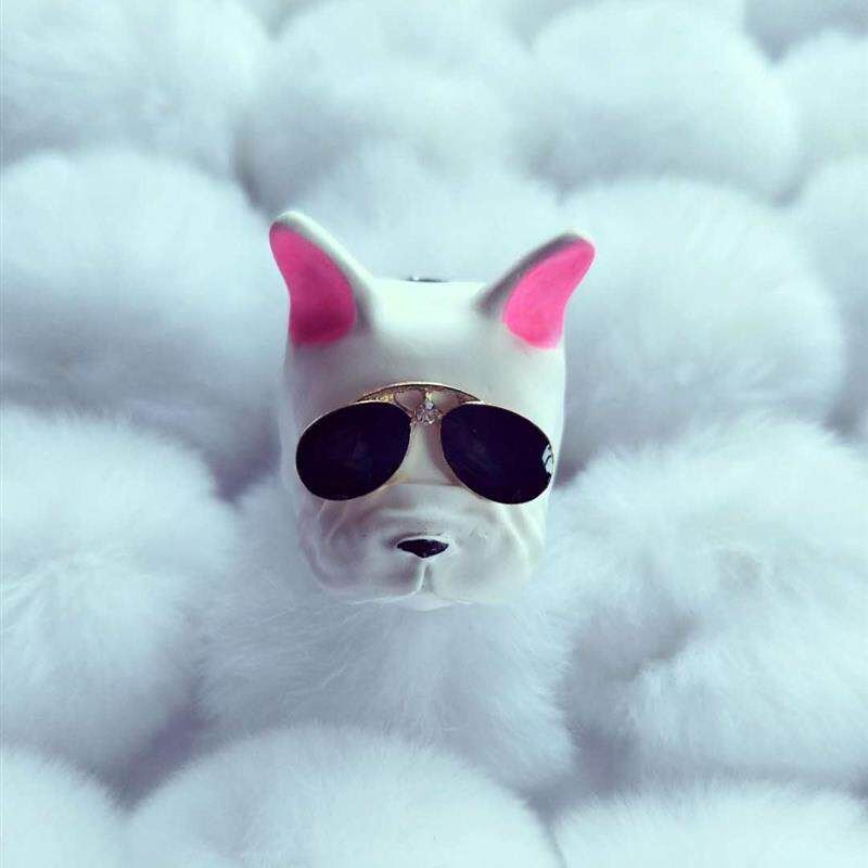 Creative Car Accessories Car Fragrance Diffuser Stone Dog Head Car Air Freshener Clip for the Year of the Dog Gift