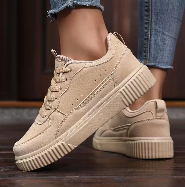 2025 Trendy Unisex Plus Size Thick Sole Leather Board Shoes - Versatile Campus Sports Style Casual Footwear