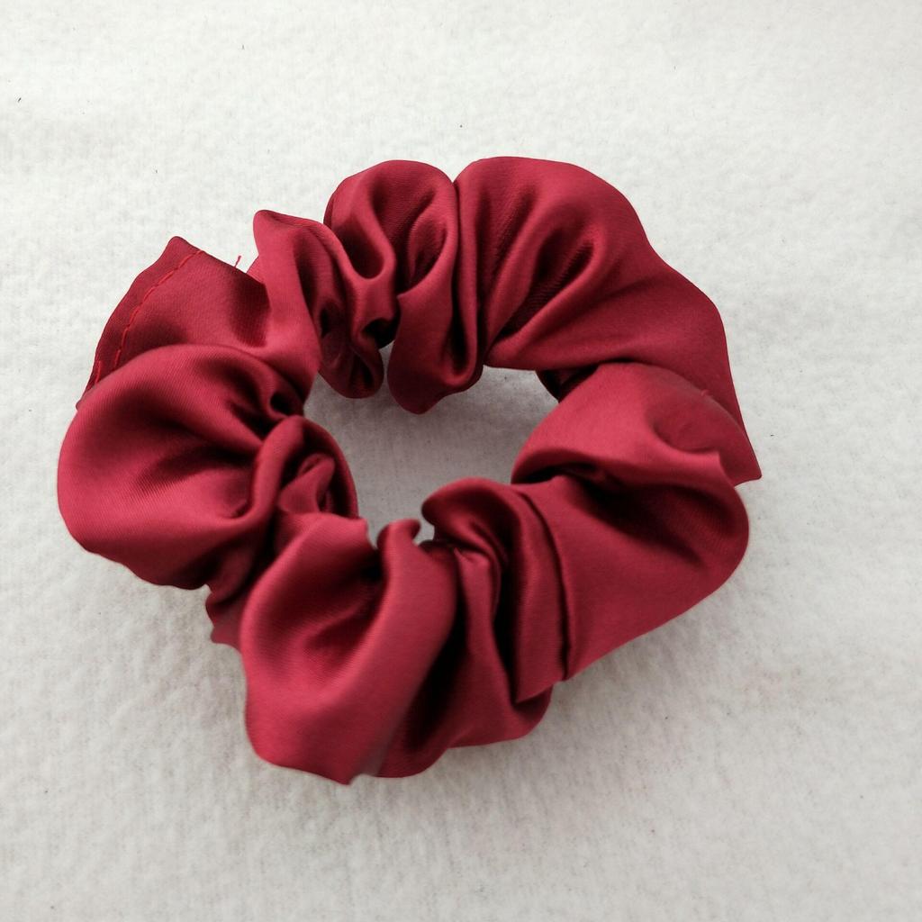 Satin Silk Hair Tie: High-End Women's Rubber Band for Elegant Buns