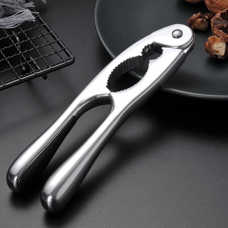 

Lilang Alloy Nutcracker Set