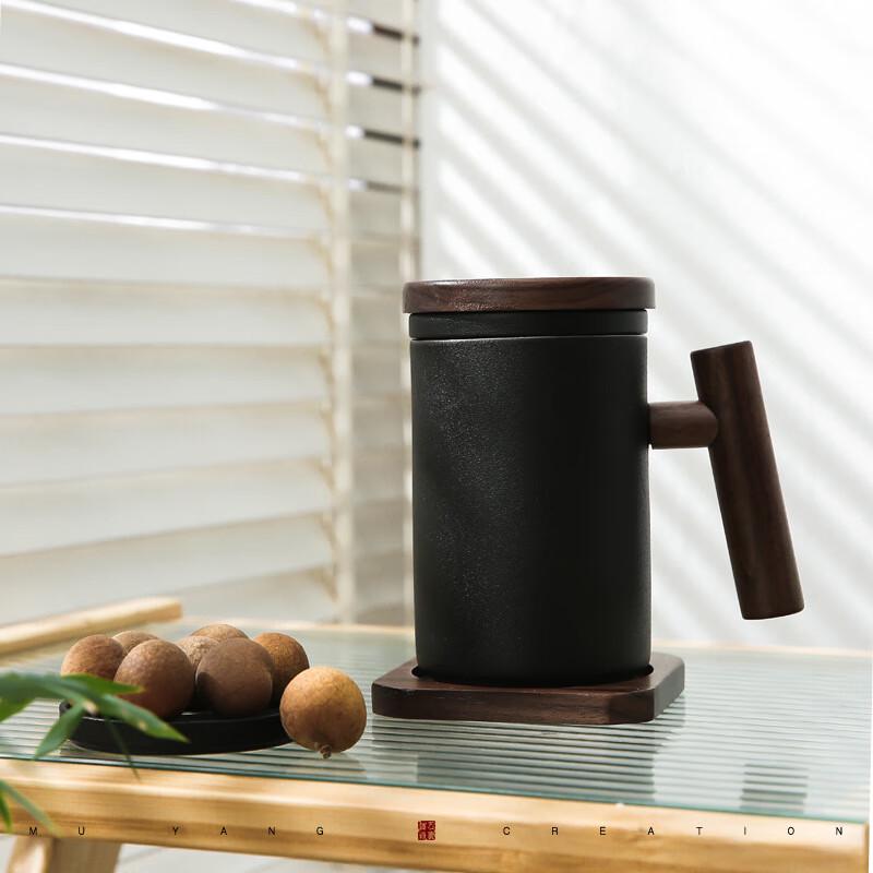 Ceramic Tea Infuser Mug with Lid