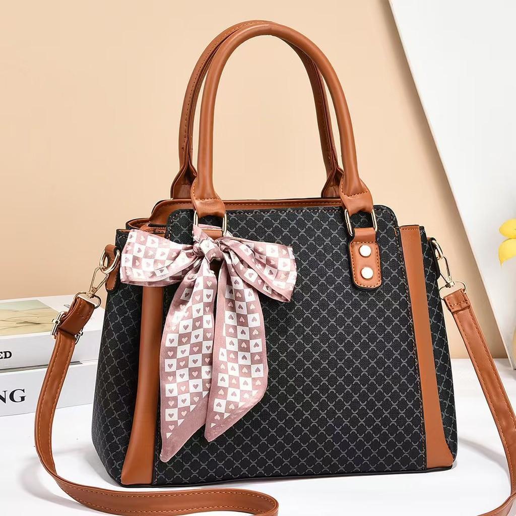 

Modern Womens Handbag With Spacious Design And Stylish Plaid Elements For Daily Use StyleH