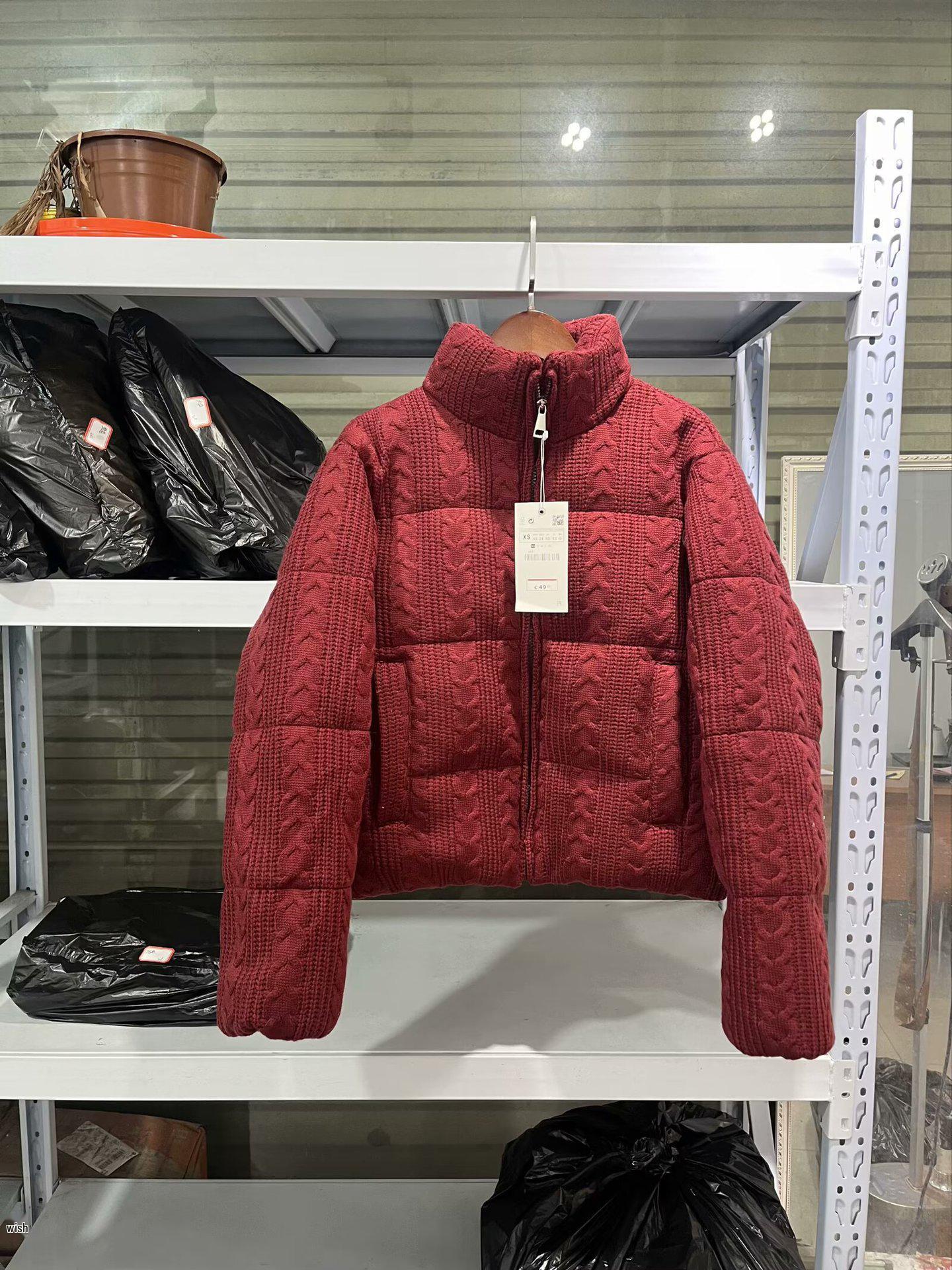 

European and American Style Women s Autumn/Winter Knitted Cotton Coat S червоний