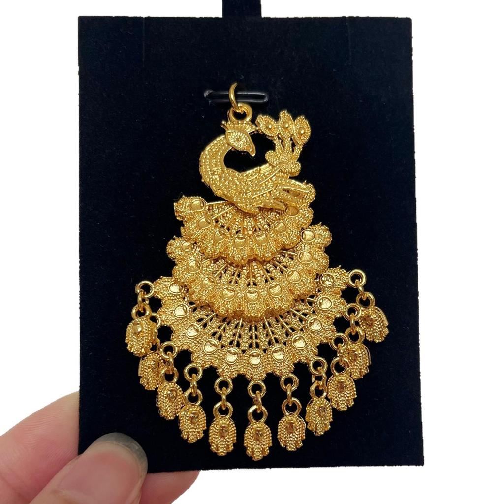 Gold Peacock Tassel Pendant Necklace – Elegant Ethnic Style for Women