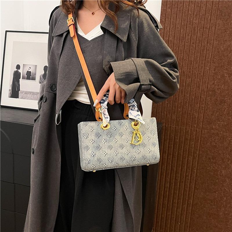 Premium Silk Scarf Princess Diana Bag New Presbyopia Handbag Bag Femininity Versatile Single Shoulder Oblique Span Bag