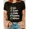 Damen Eat Sleep Anime Gaming Repeat Manga T-Shirt - Kawaii Otaku Slogan mit Text & Anime-Symbolen