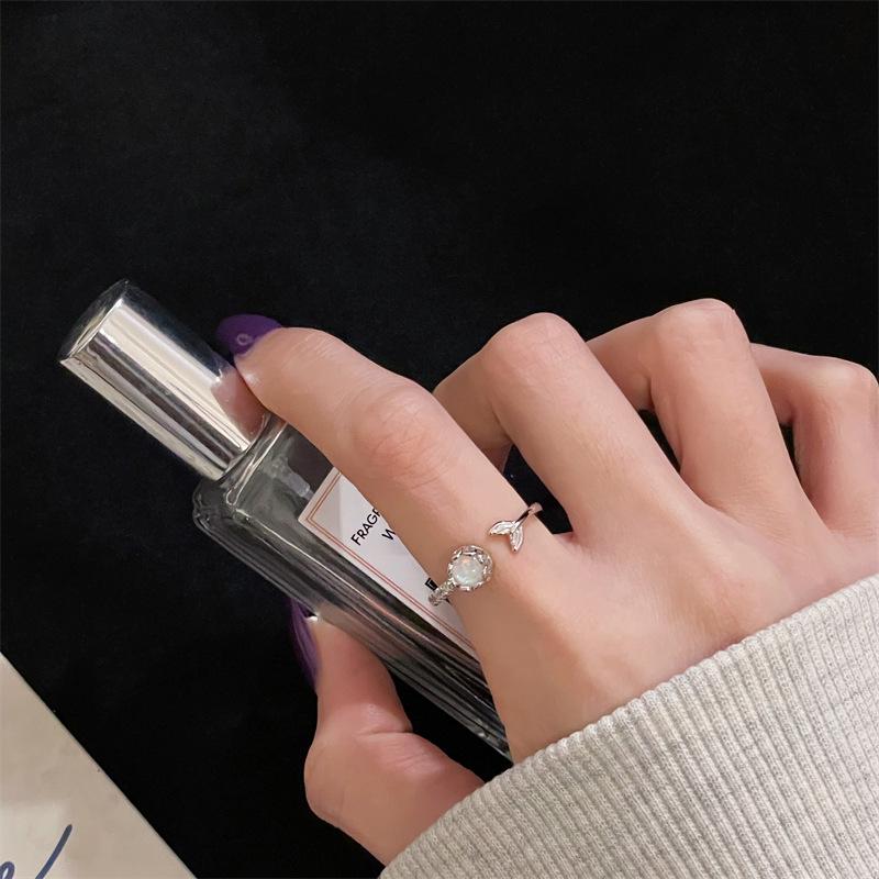 New Light Luxury Zircon Niche Design Sense Unique Opening Ring Women'S Cold Wind Exquisite Fashion Jewelry