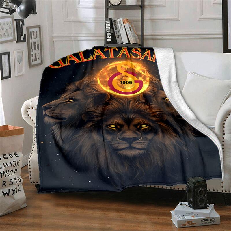 Galatasaray Flannel Blanket Soft All-Season Throw, Design for Camping, Car Travel, Hiking Sofa, Bed, Office Perfect Gift for Parties