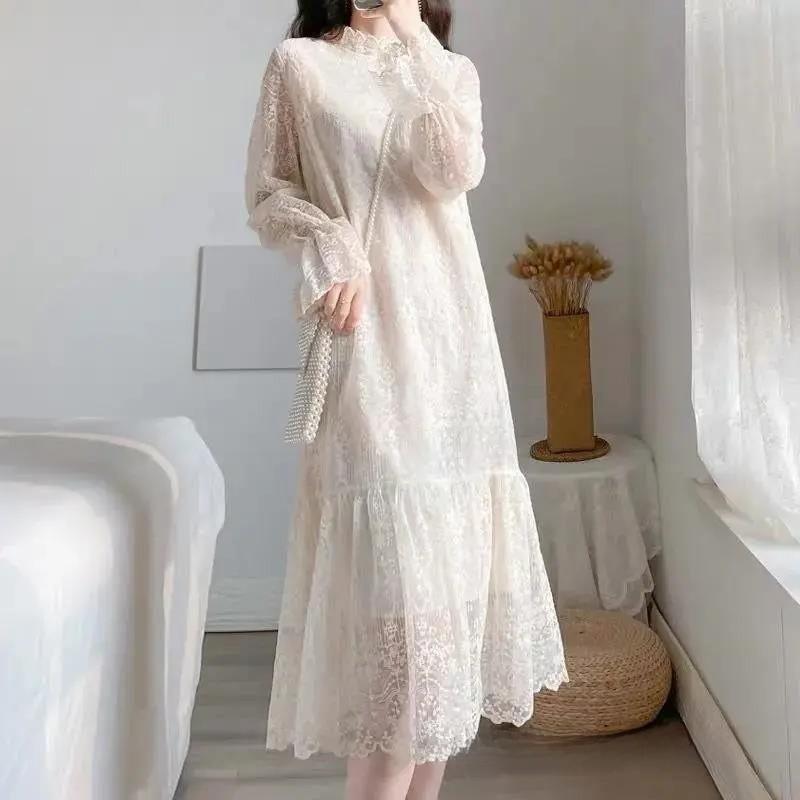 Spring 2025 Lace Bodycon Dress With Long Sleeves For Plus Size Women