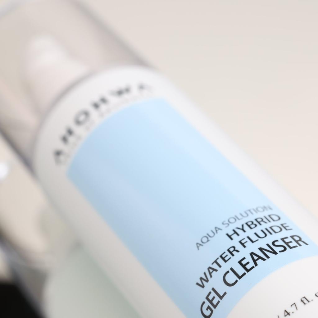 AHOHWA Aqua Solution Hybrid Water Fluide Gel Cleanser - 140ml
