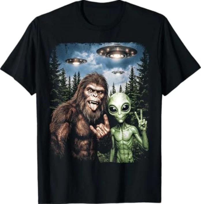 Bigfoot Alien Selfie Rock On Peace Sign Funny Ufo Sasquatch Tshirt S