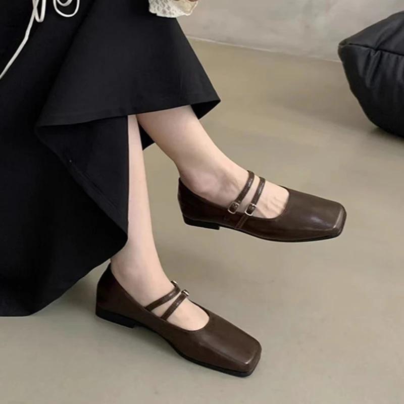 Fashion 2025 New Square Toe Comfortable Casual and Versatile Spring and Summer Flat Shoes Elegant and Fashionable Retro Women's Shoes