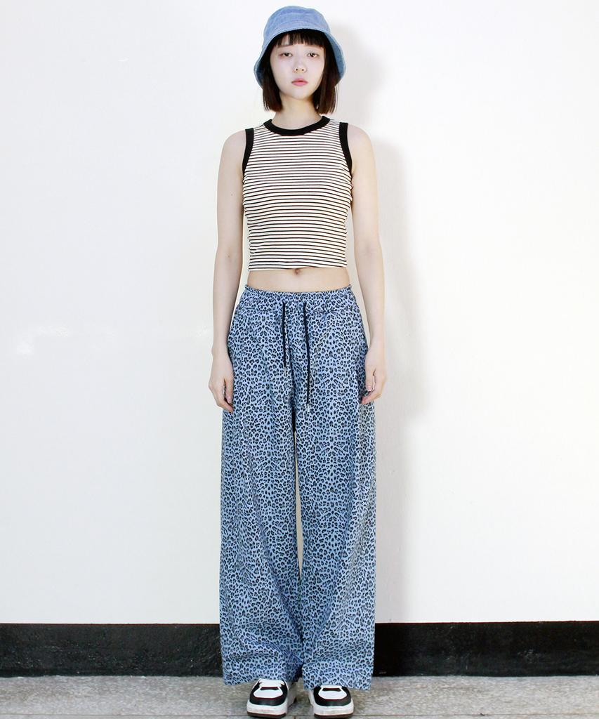 Deumakeu Side One-Pleat Leopard Real Wide Pants Light Blue (Spring/Summer Ver.)