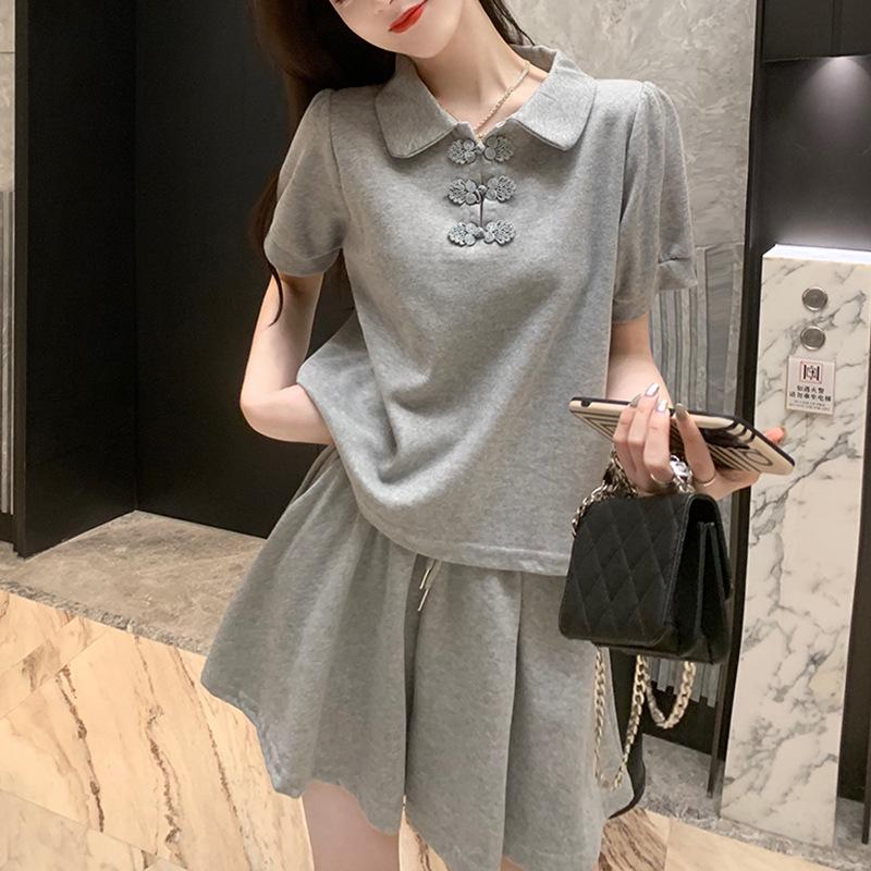 Summer Sports Suit: Stylish, Youthful, and Playful Two-Piece Set with Short Sleeves and Shorts