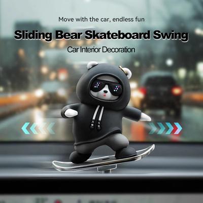 Coole Skateboardende Beer Auto Dashboard Decoratie - Schattig Interieur Ornament Schommel Speelgoed - Niet-Blokkerend Auto Accessoire