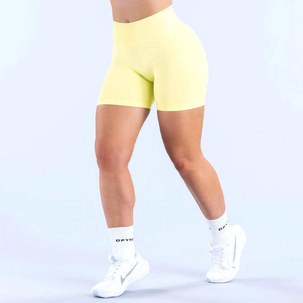 DFYNE Nahtlose Schnelltrocknende Hochelastische Po-Hebende Fitness-Yoga-Laufshorts mit Originaletikett und Tasche