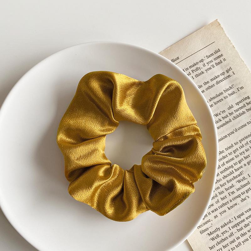 Plush Pig Intestine Hair Tie – Milk Coffee Color: 2025 Christmas Autumn Winter Series Hair Accessories