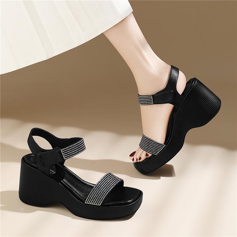 Mom Sandals Women's Shoes for Summer Flat Mid-slip Soft-sole Slippers Comfortable Middle-aged Old Lady Shoes