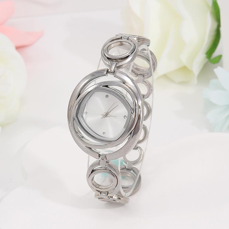 5PCS Fashion Luxury Silver Dial Flowing Rhinestone Quartz Watch Women's Square Pendant Necklace Earring Set for Girls