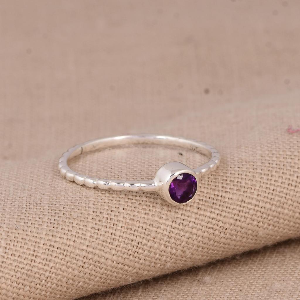 February Birthstone Ring for Her | Minimalist Amethyst Promise Ring | 925 Silver Jewelry Gift